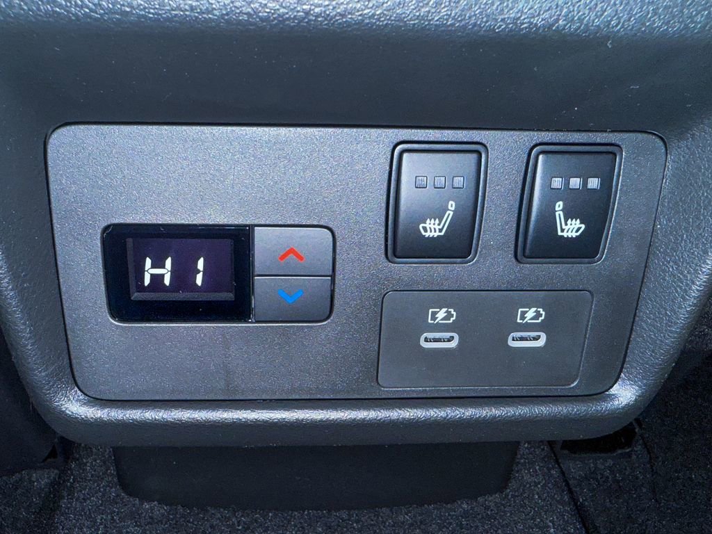 Certified 2026 Nissan Rogue Platinum w/ Platinum Premium Package image 29