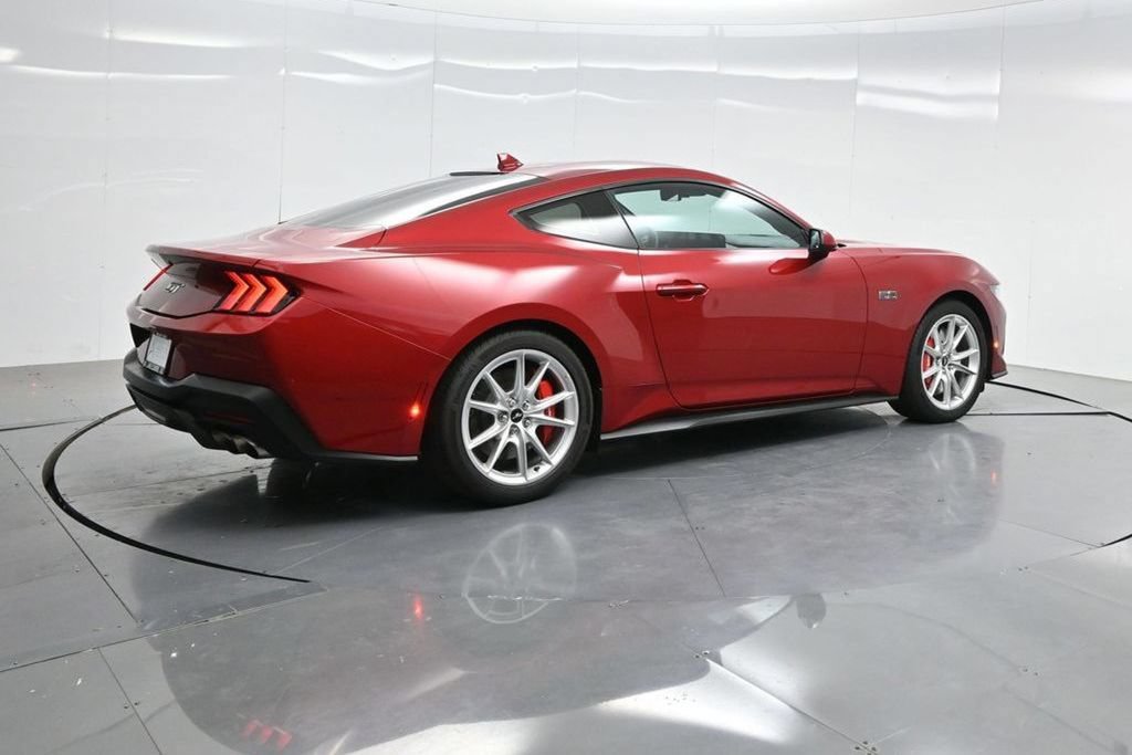 Used 2024 Ford Mustang GT Premium RWD image 37