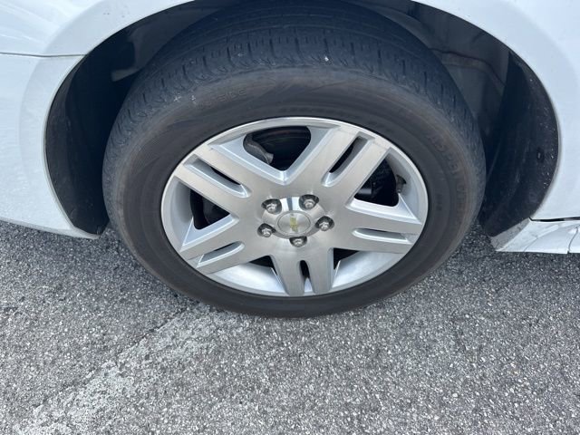 Used 2016 Chevrolet Impala LT FWD image 9