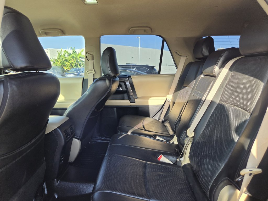 Used 2017 Toyota 4Runner SR5 RWD image 27