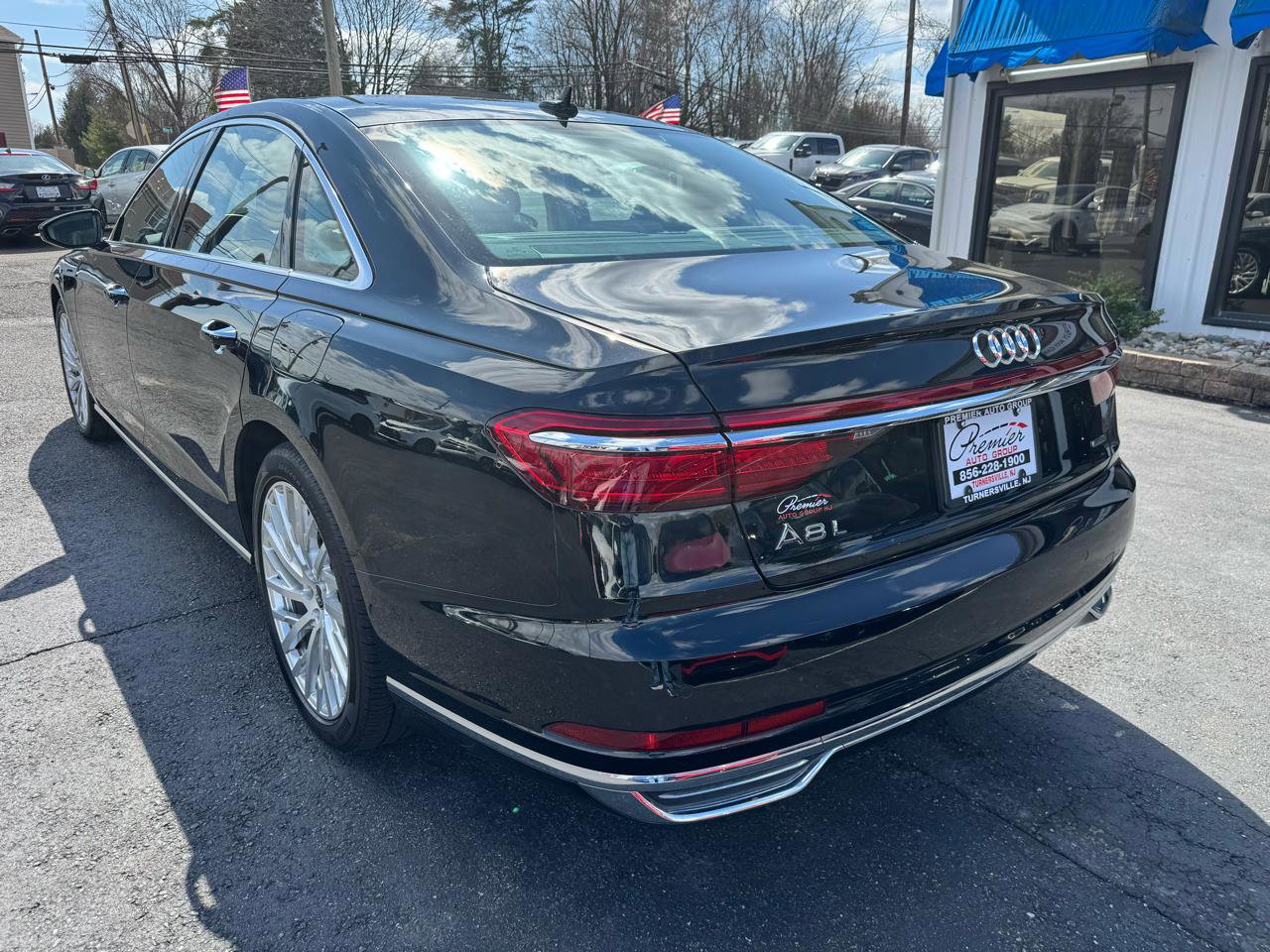 Used 2021 Audi A8 L 3.0T w/ Executive Plus Package image 7