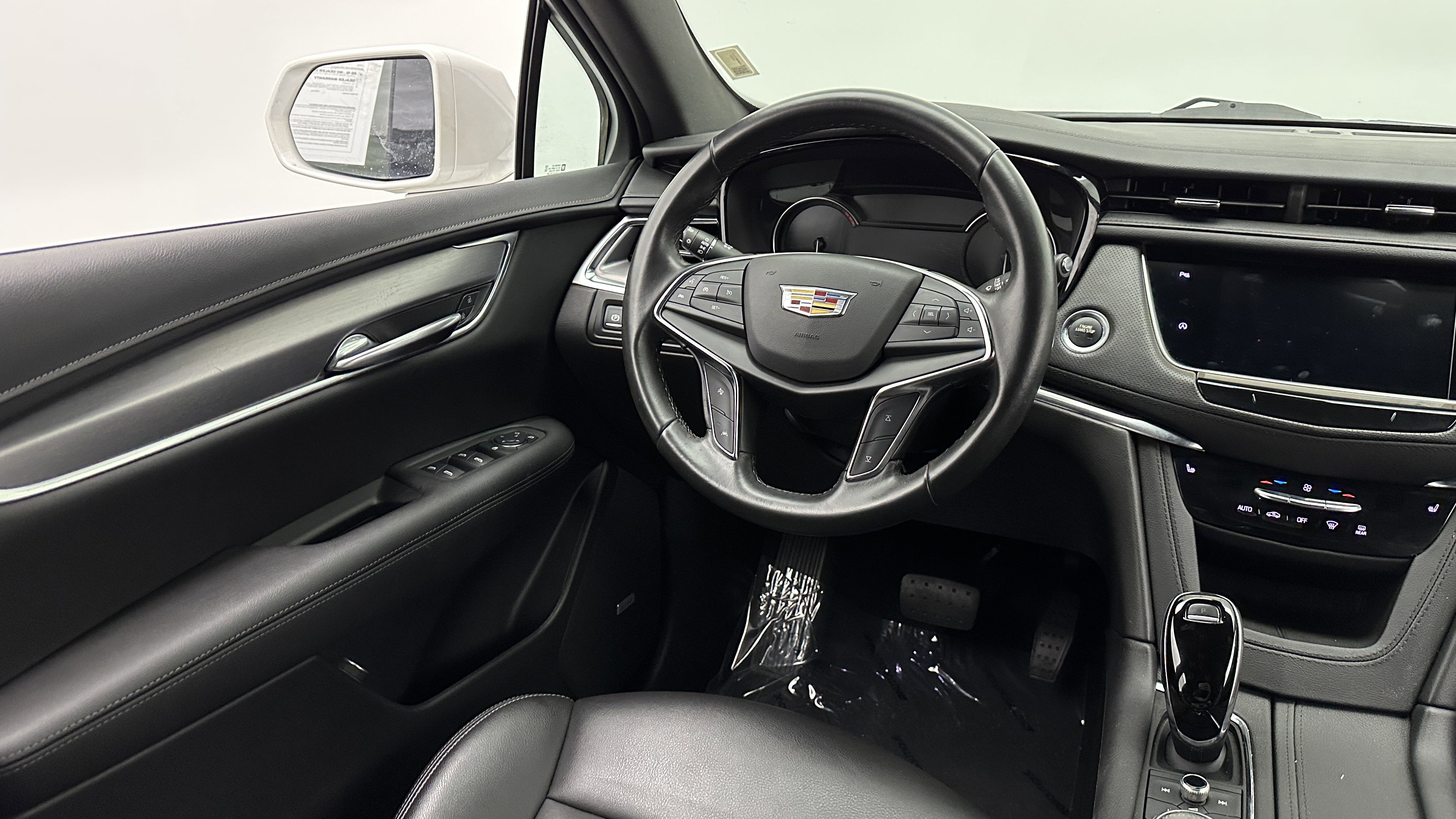 Used 2020 Cadillac XT5 Luxury image 27