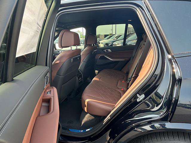New 2026 BMW X5 xDrive40i w/ M Sport Package image 5