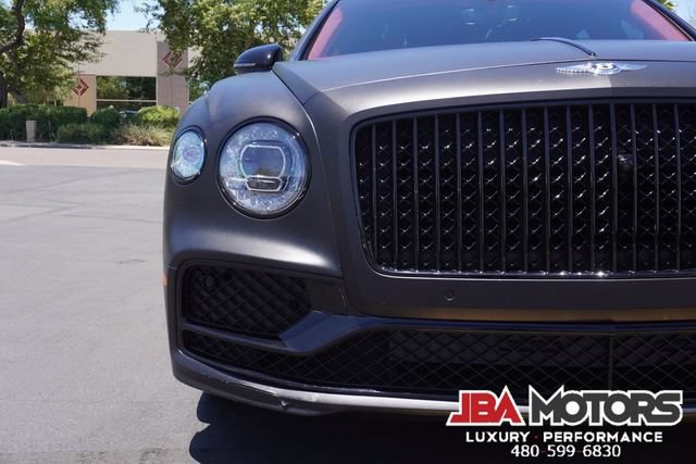 Used 2023 Bentley Flying Spur Plug-In Hybrid AWD/4WD image 75
