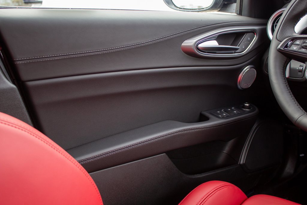 New 2025 Alfa Romeo Giulia AWD image 19