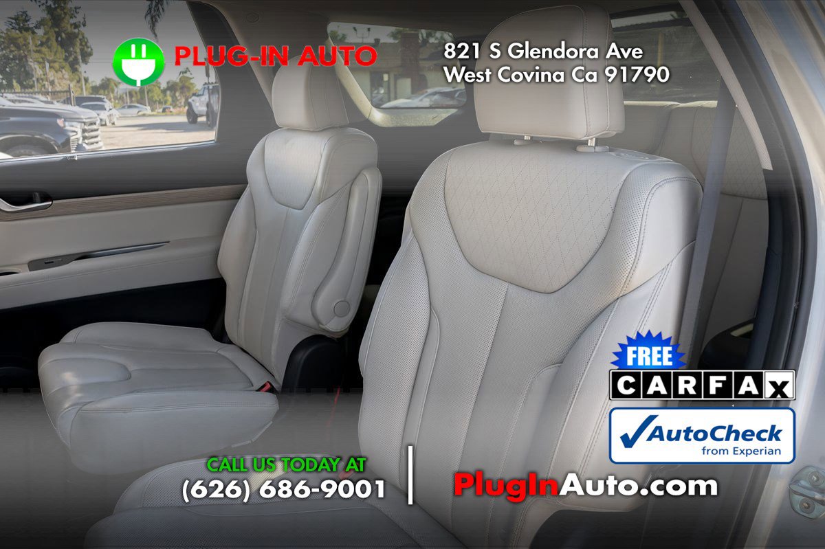 Used 2022 Hyundai Palisade SEL w/ Premium Package FWD image 12