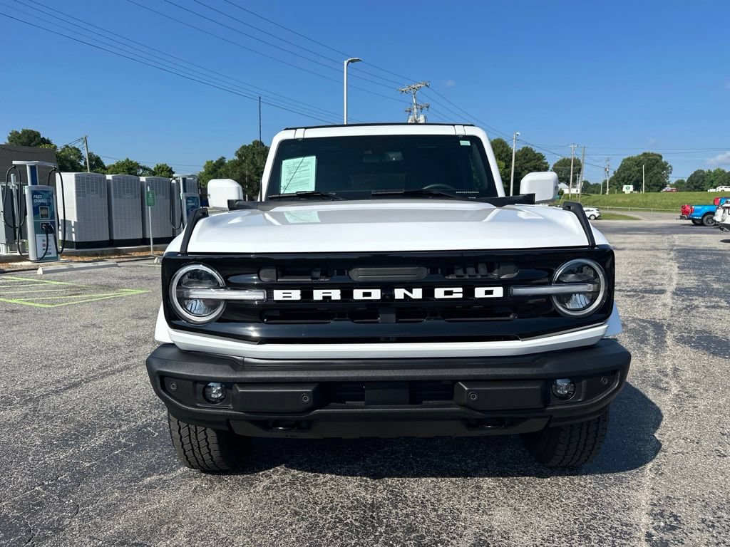 Used 2025 Ford Bronco Outer Banks AWD/4WD image 8