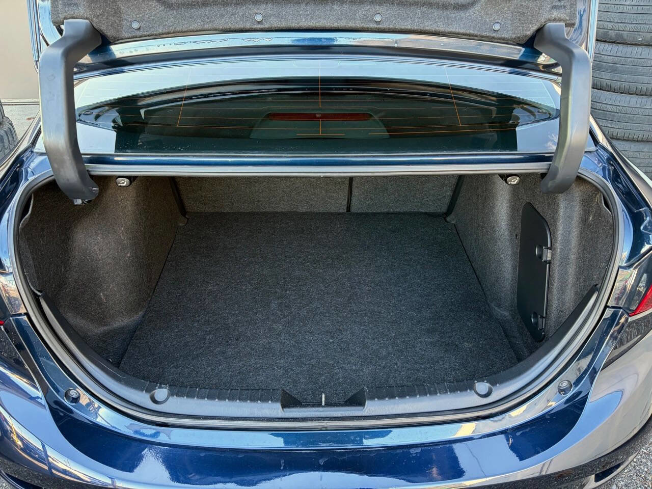 Used 2017 MAZDA MAZDA3 Sport w/ Preferred Equipment Package image 13