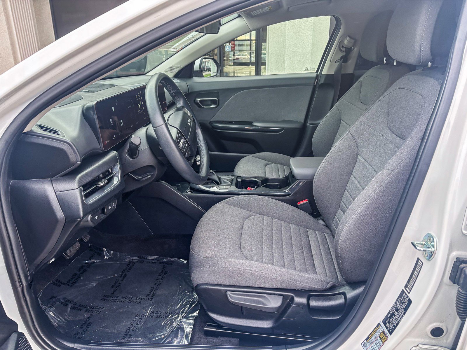 Used 2025 Kia K4 EX image 21