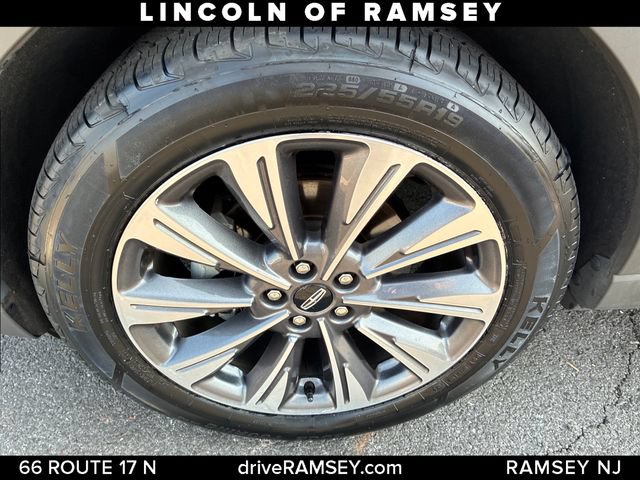 Used 2022 Lincoln Corsair Reserve w/ Equipment Group 201A AWD/4WD image 28