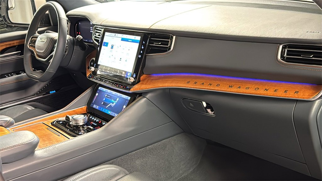 Used 2022 Jeep Grand Wagoneer Series II image 9