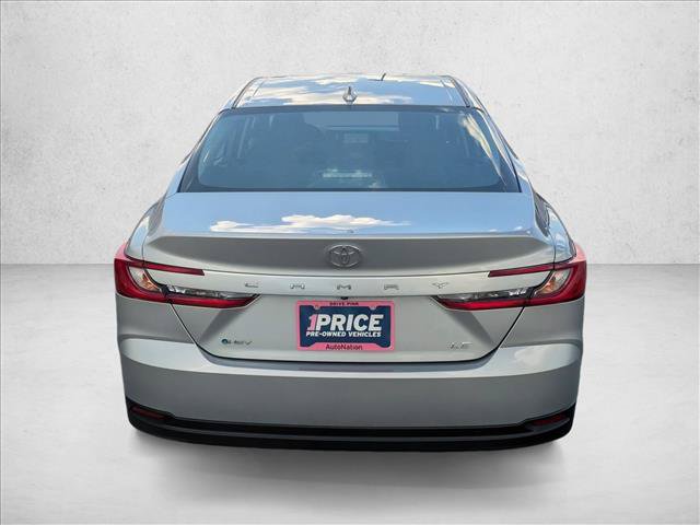Used 2025 Toyota Camry LE FWD image 6