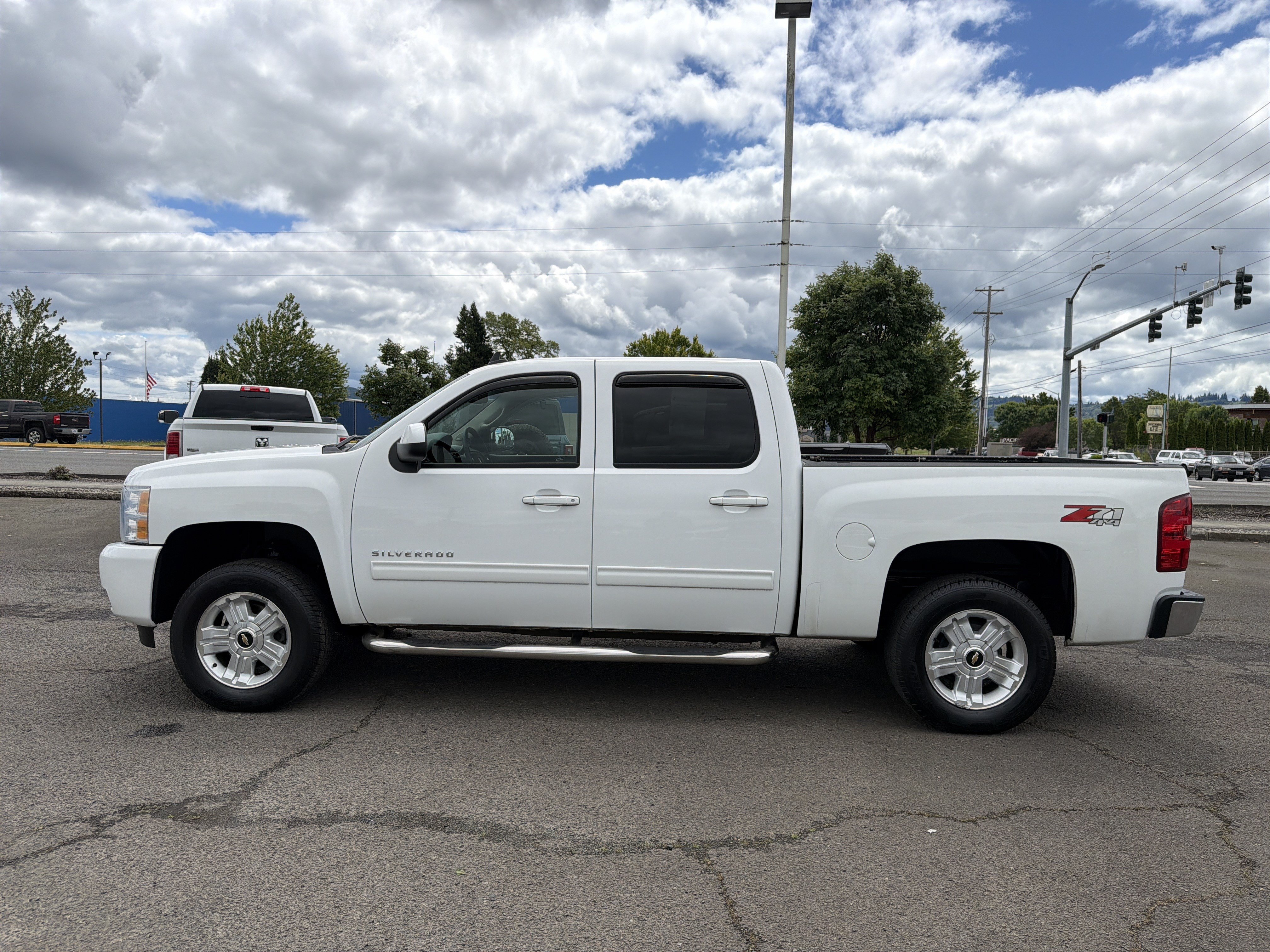 Used 2011 Chevrolet Silverado 1500 LTZ w/ LTZ Plus Package AWD/4WD image 2