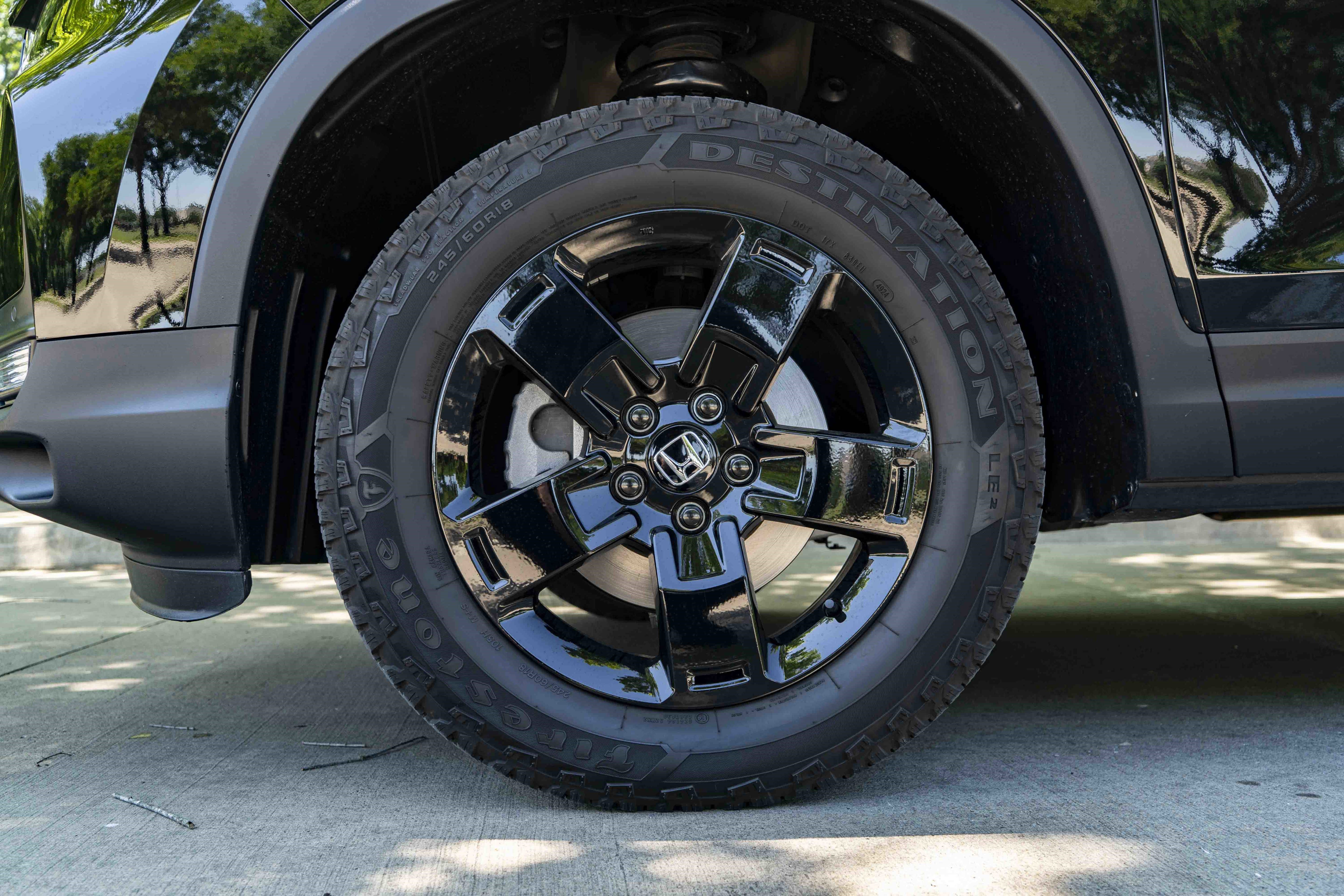 Used 2025 Honda Ridgeline Black Edition image 14