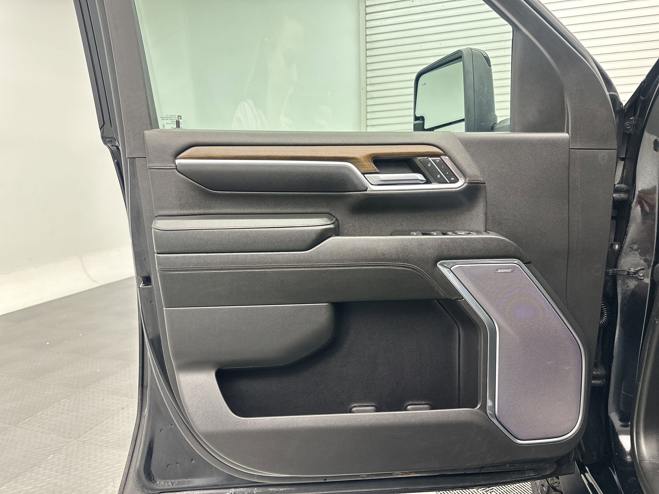 Certified 2024 Chevrolet Silverado 2500 High Country w/ Midnight Edition image 22