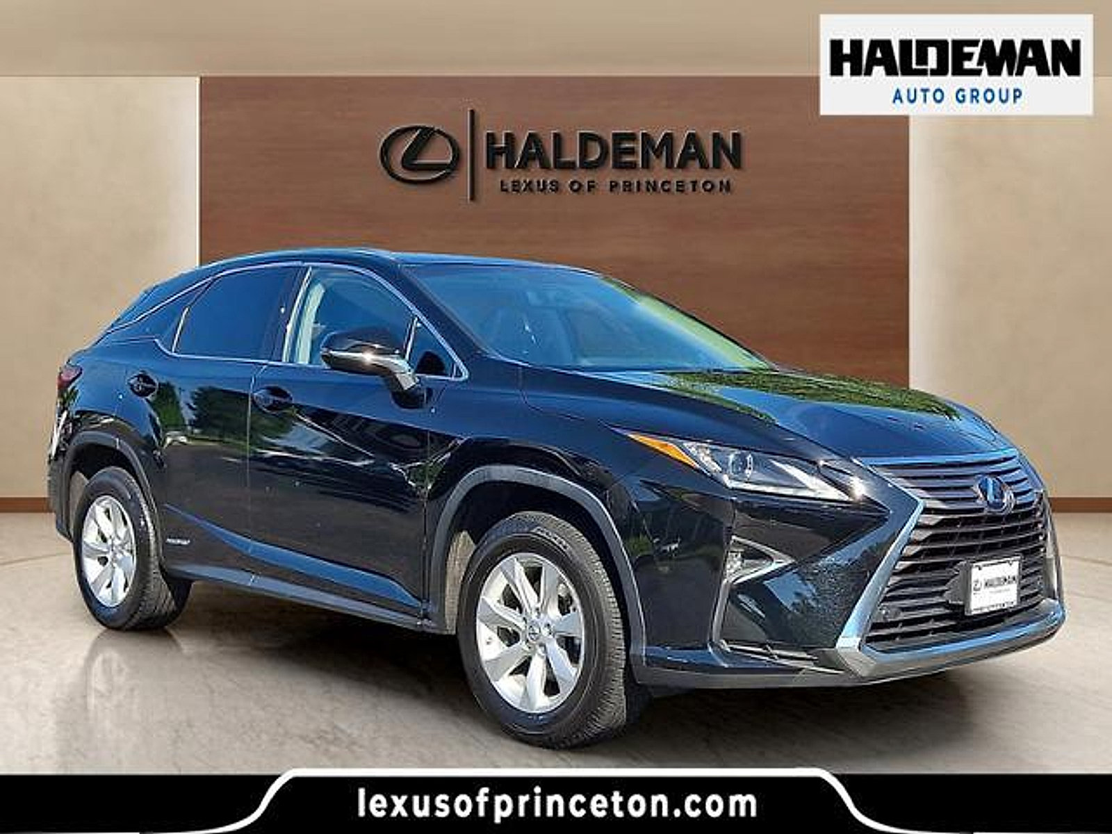 Used 2016 Lexus RX 450h AWD image 1