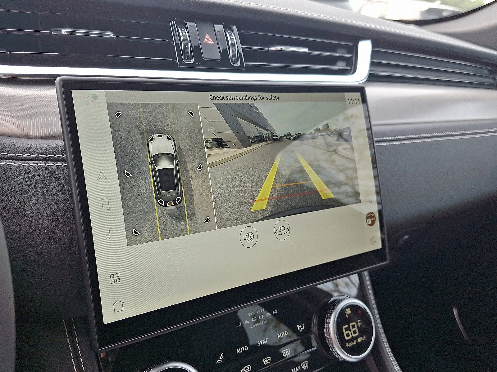 New 2026 Jaguar F-PACE R-Dynamic S image 16