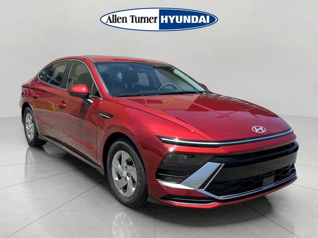 New 2026 Hyundai Sonata SE FWD image 2
