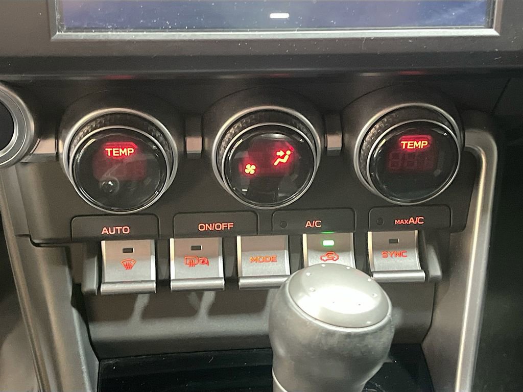 Used 2024 Toyota GR86 Premium image 15