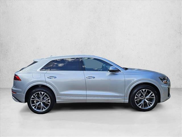 Certified 2025 Audi Q8 Premium Plus AWD/4WD image 4