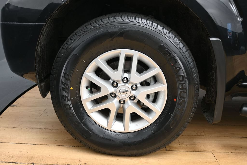 Used 2021 Nissan Frontier SV AWD/4WD image 9