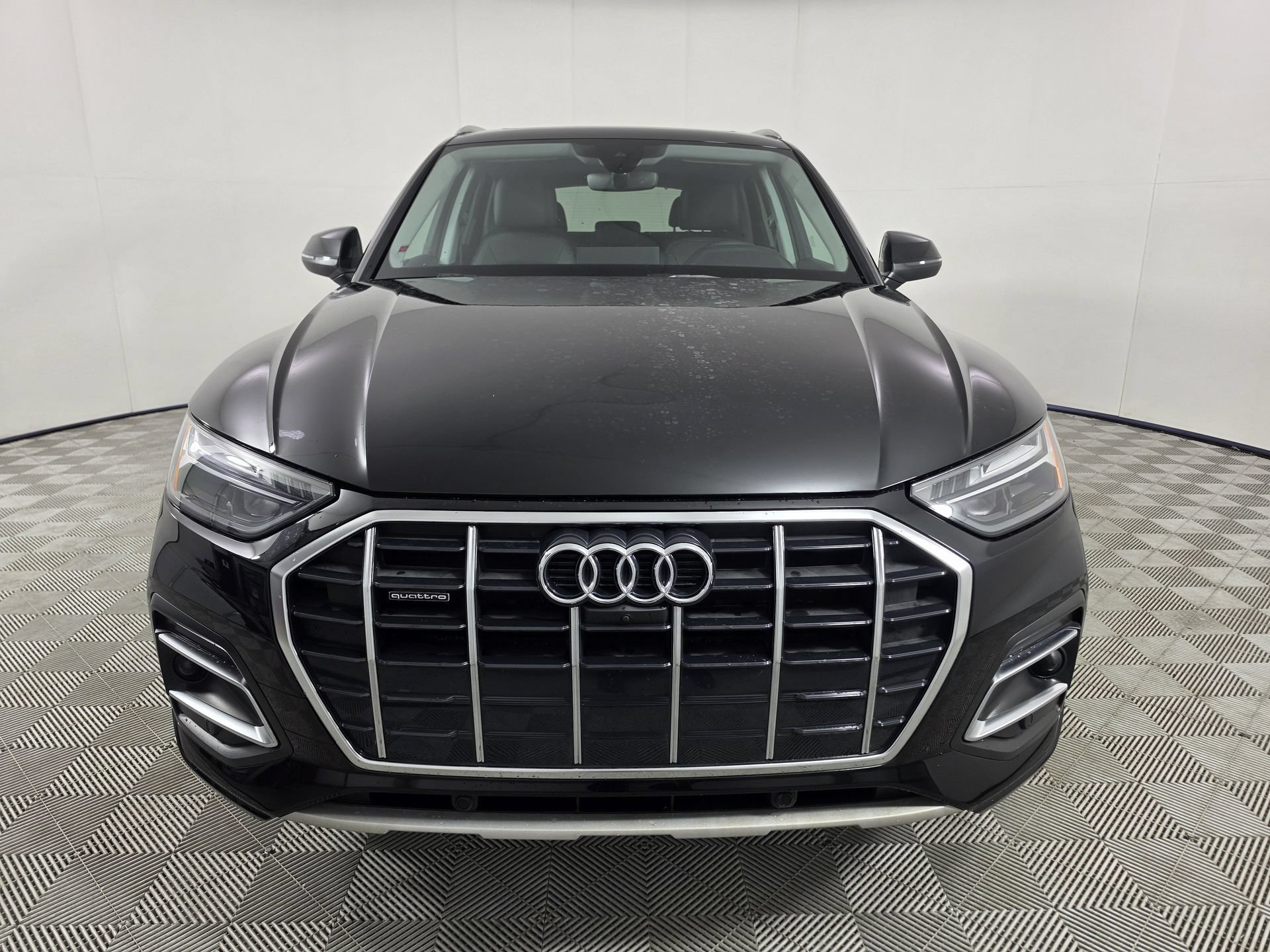 Used 2024 Audi Q5 2.0T Premium Plus AWD/4WD image 2