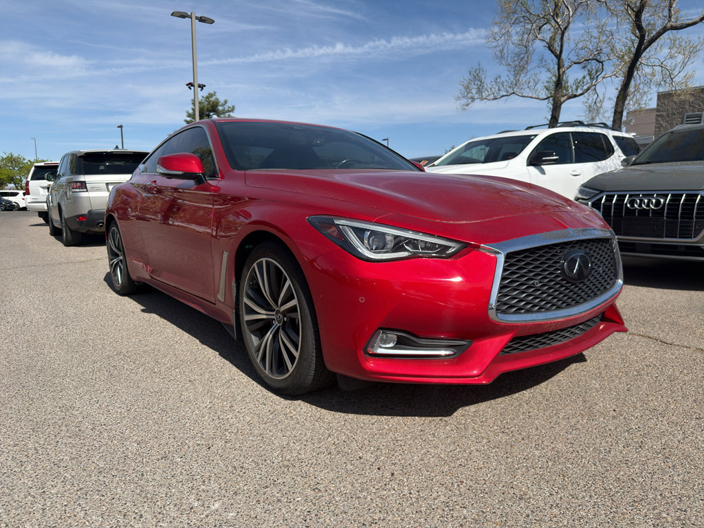 Used 2021 INFINITI Q60 3.0t Luxe w/ Essential Package image 3