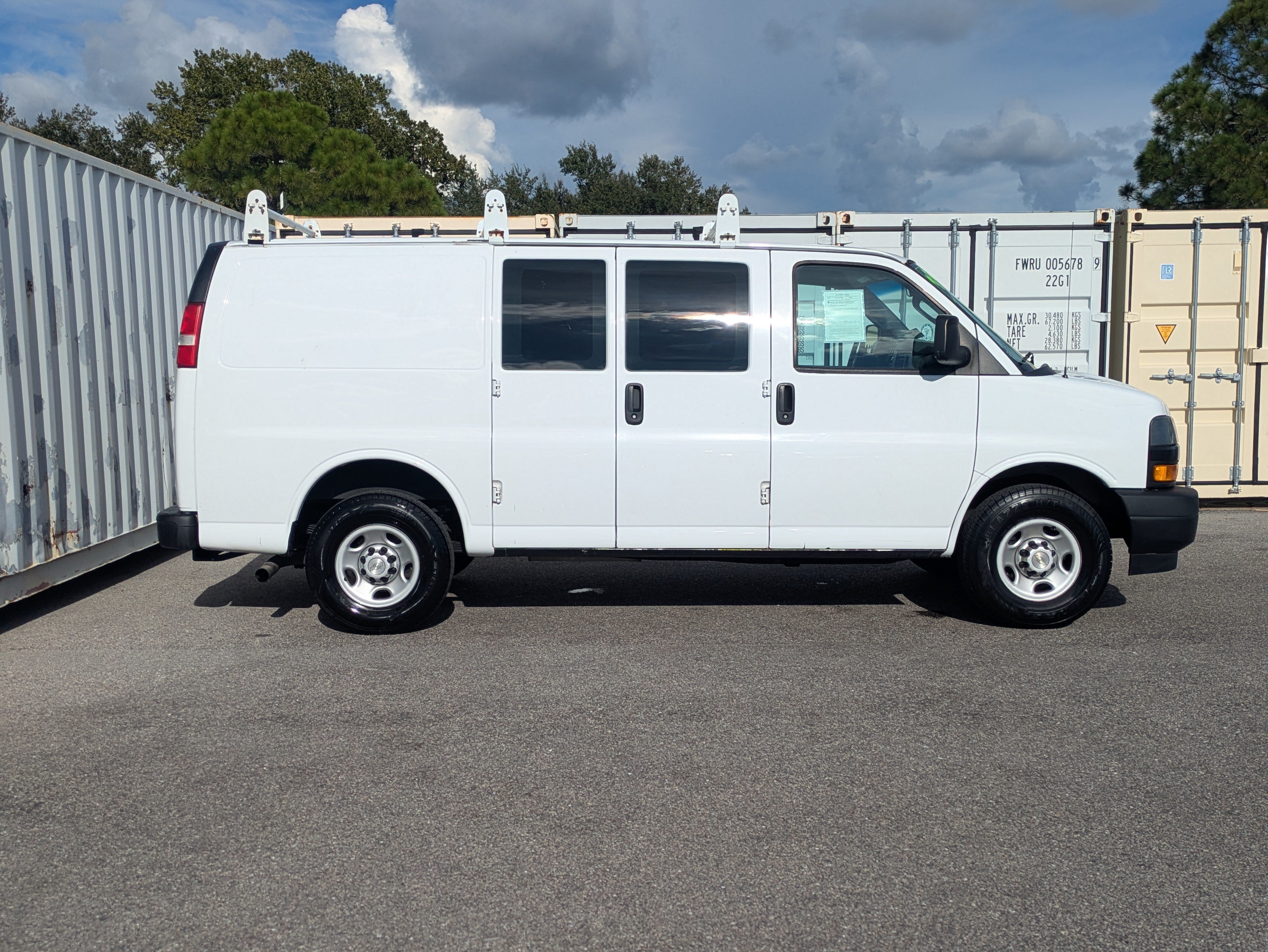Used 2020 Chevrolet Express 2500 w/ Driver Convenience Package RWD image 1