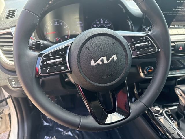 Certified 2023 Kia Seltos S w/ Navigation Package FWD image 18