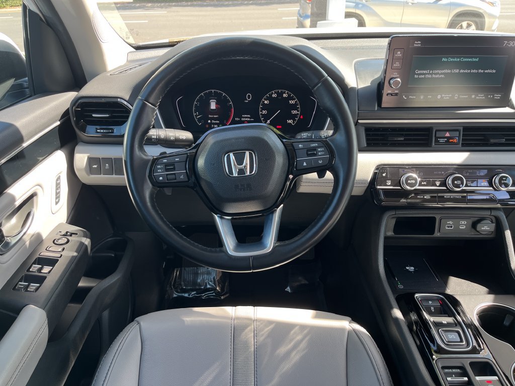 Used 2025 Honda Pilot EX-L image 23
