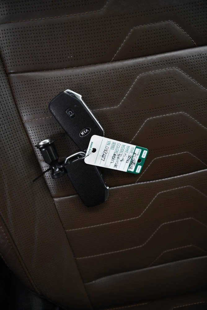 Used 2021 Kia Telluride SX w/ SX Prestige Package image 27