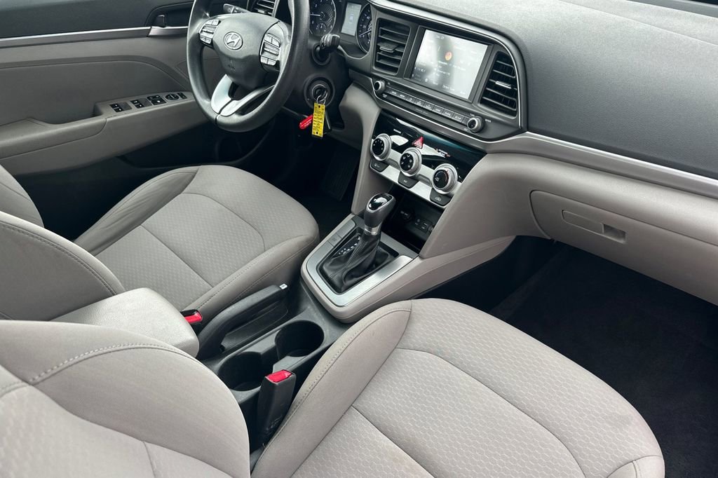 Used 2019 Hyundai Elantra SEL image 15