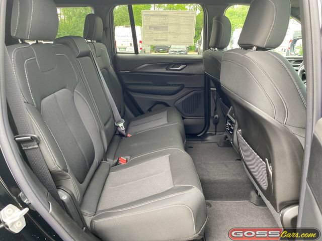 New 2026 Jeep Grand Cherokee Laredo X AWD/4WD image 7