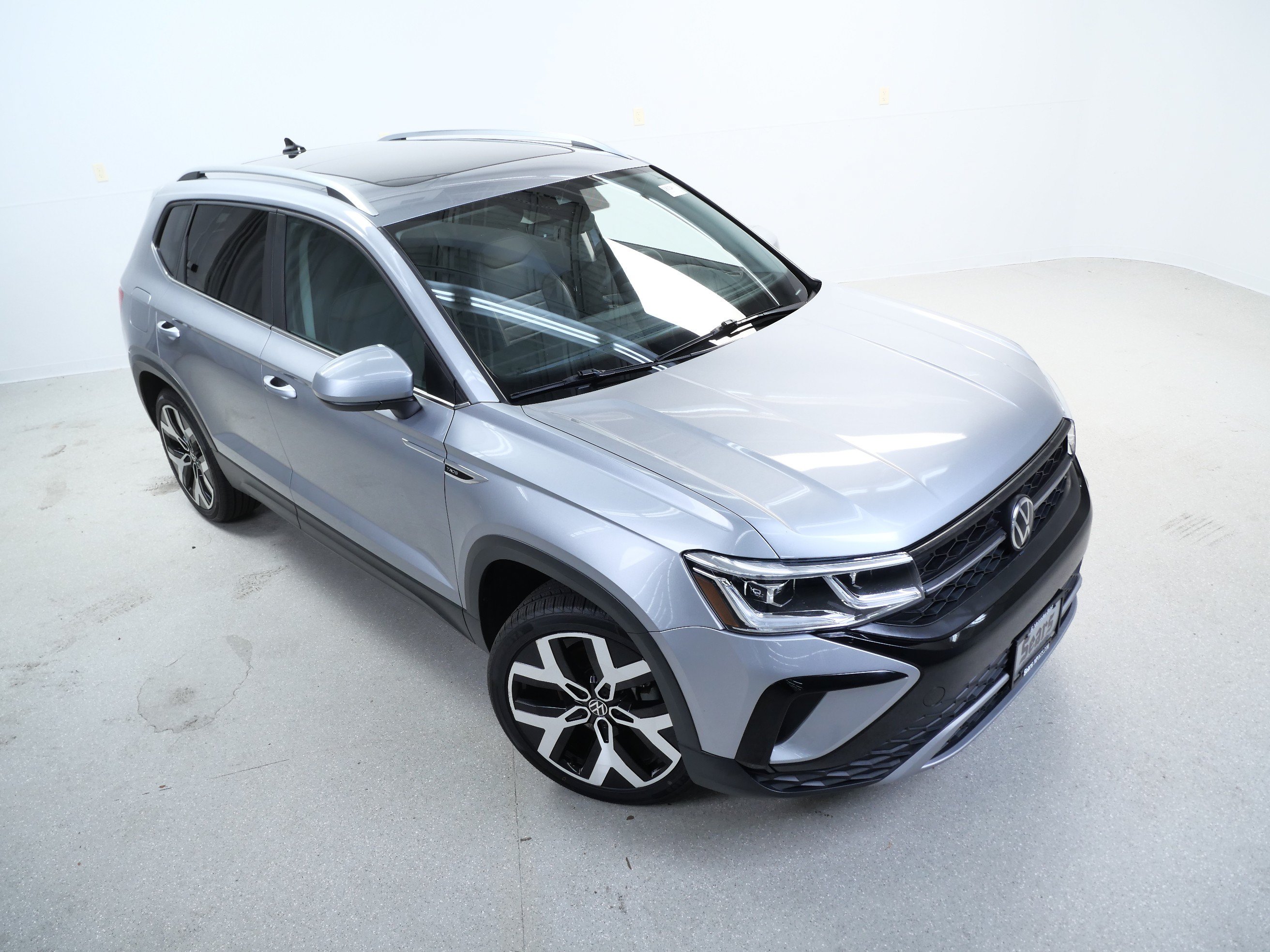 Used 2022 Volkswagen Taos SEL AWD/4WD image 4