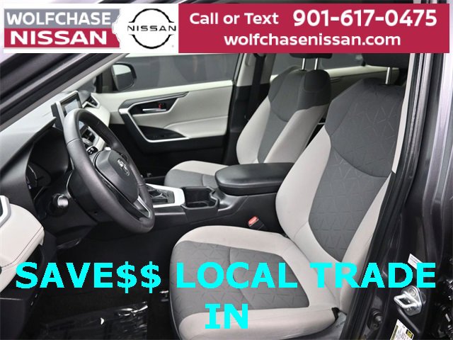 Used 2024 Toyota RAV4 XLE image 19