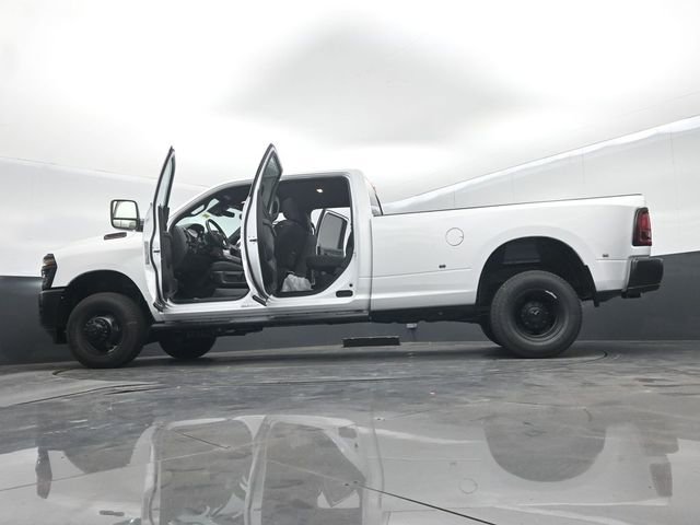 New 2026 RAM 3500 Tradesman AWD/4WD image 69