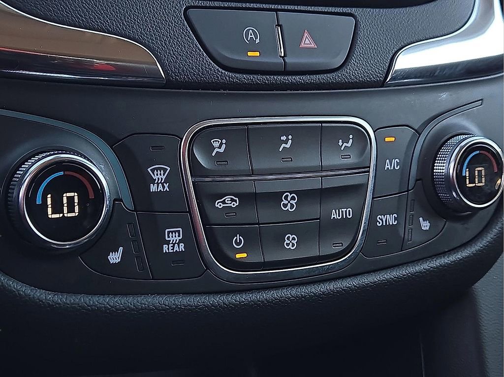 Used 2024 Chevrolet Equinox LT image 14