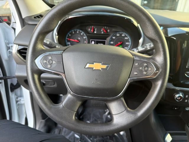 Used 2018 Chevrolet Traverse LS AWD/4WD image 23