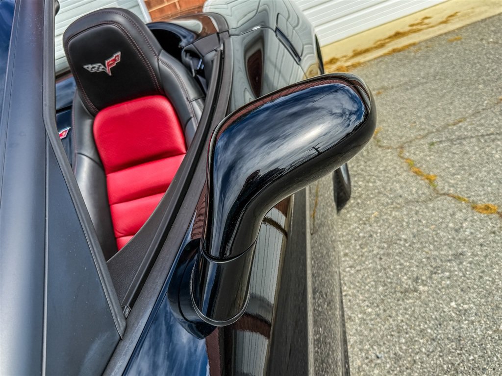 Used 2011 Chevrolet Corvette Convertible w/ Preferred Equipment Group RWD image 20