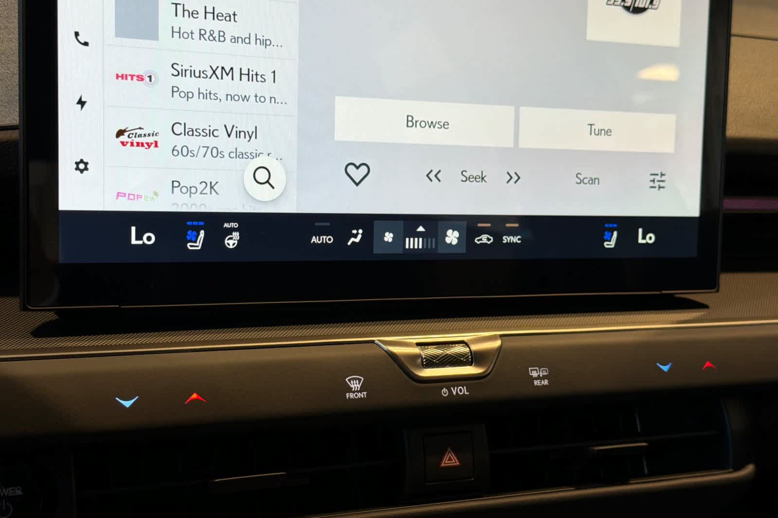 New 2026 Lexus ES 500e AWD/4WD image 18