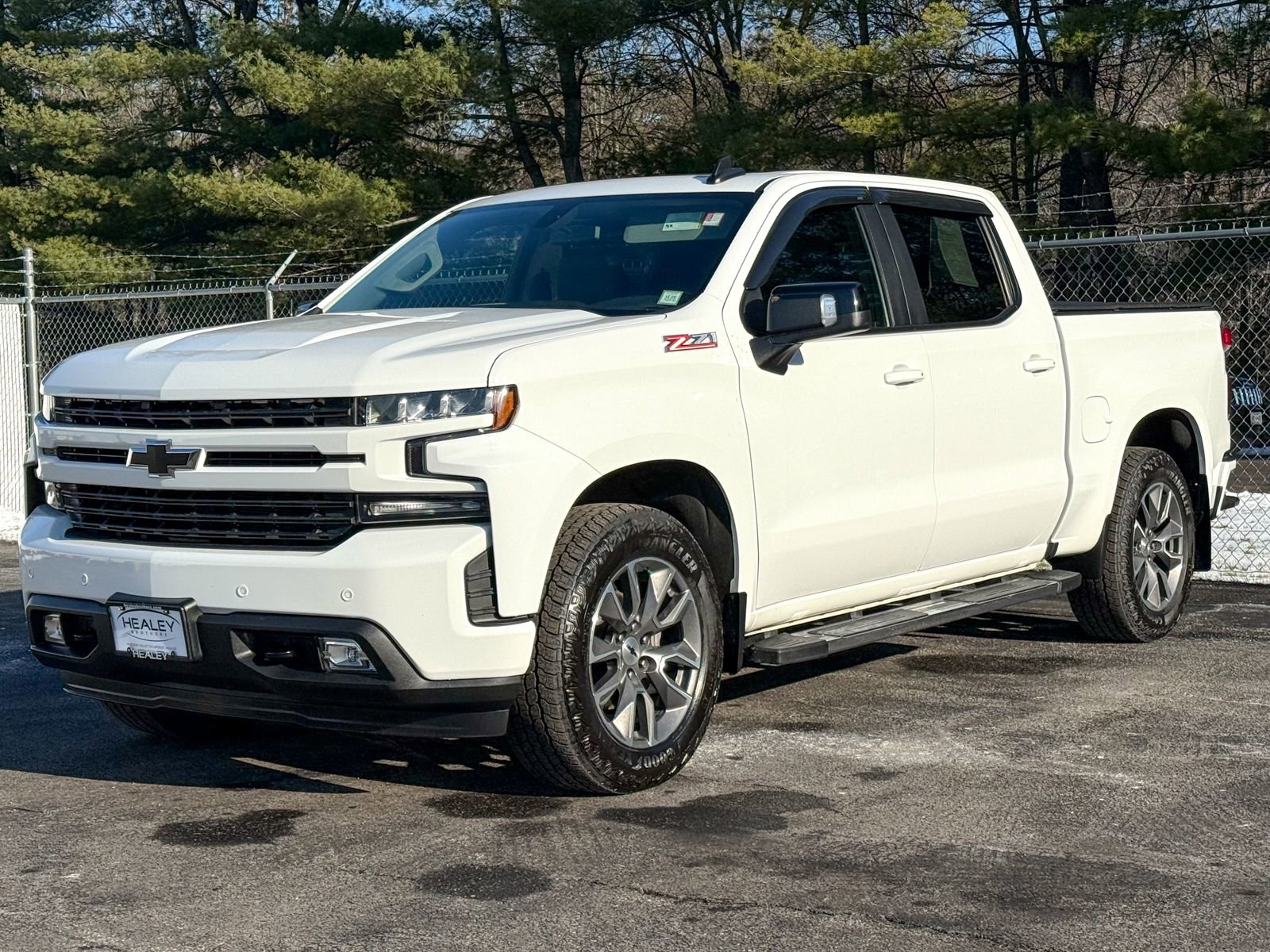 Used 2019 Chevrolet Silverado 1500 RST image 3