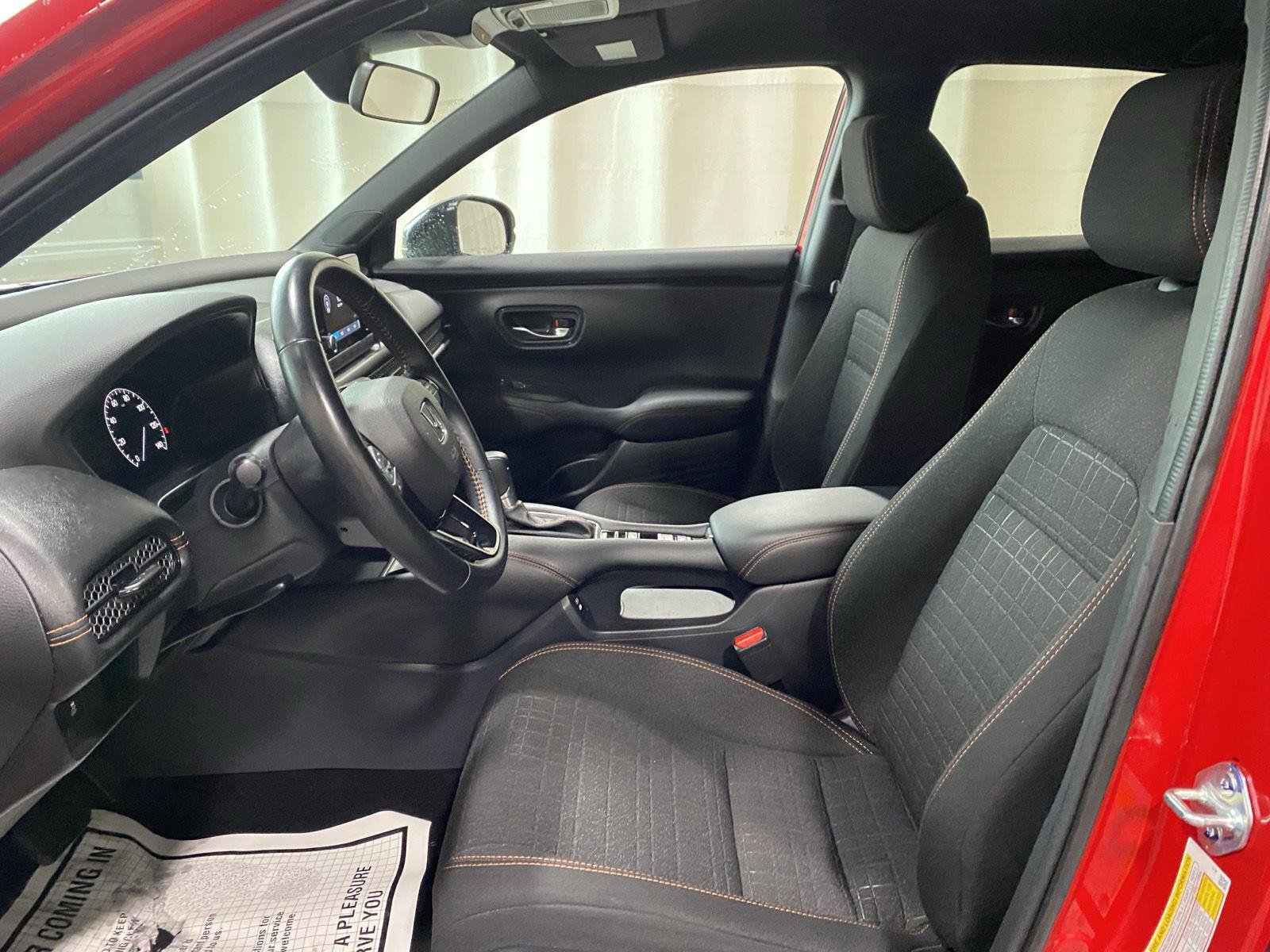Used 2025 Honda HR-V Sport image 16