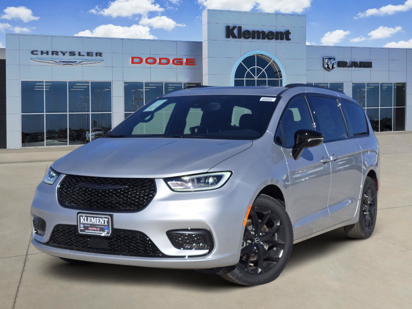 New 2026 Chrysler Pacifica Limited w/ S Appearance Package FWD image 1