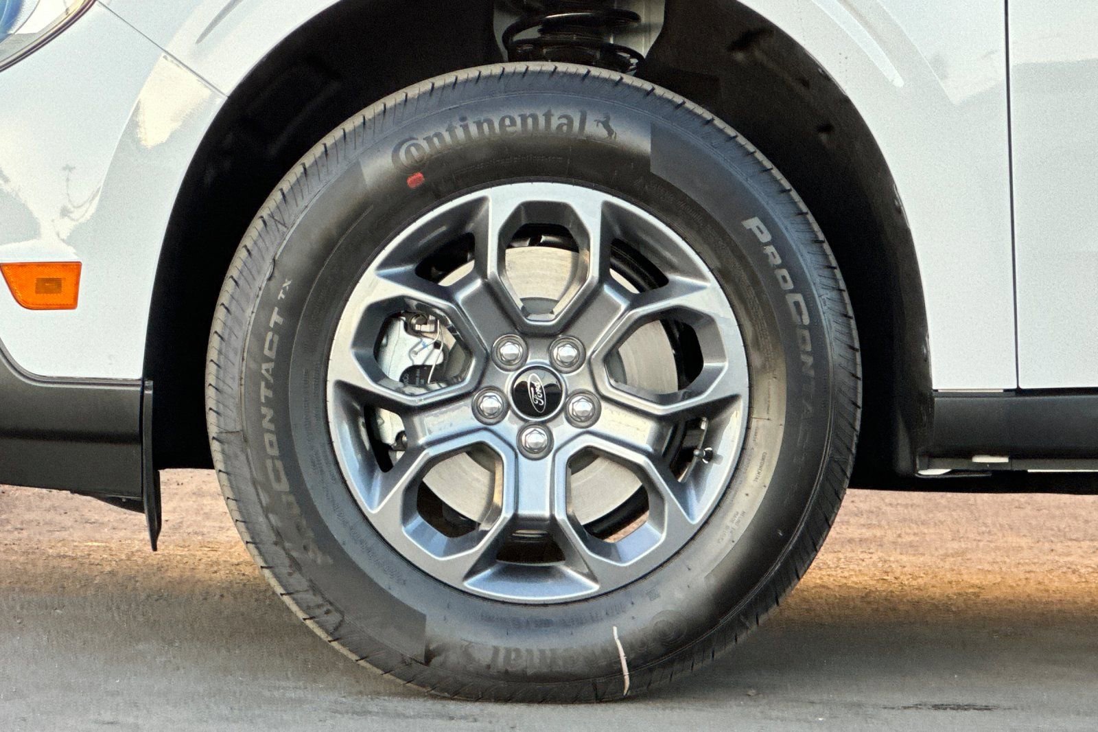 New 2026 Ford Maverick XLT w/ XLT Luxury Package FWD image 23