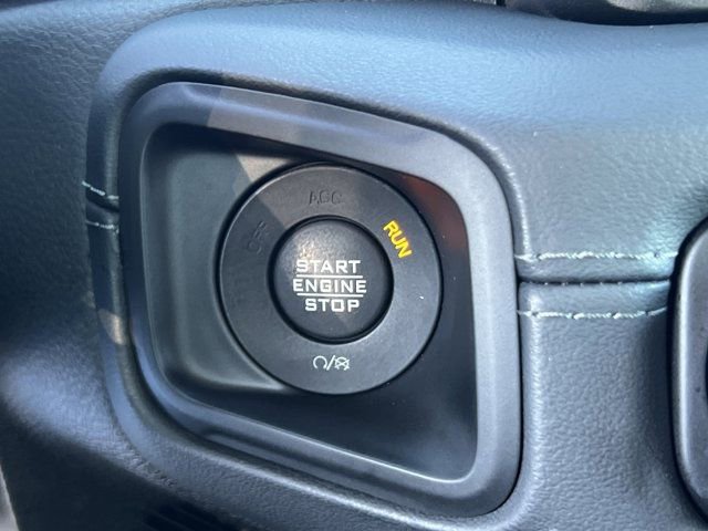 Used 2024 Jeep Wrangler Unlimited Rubicon image 38