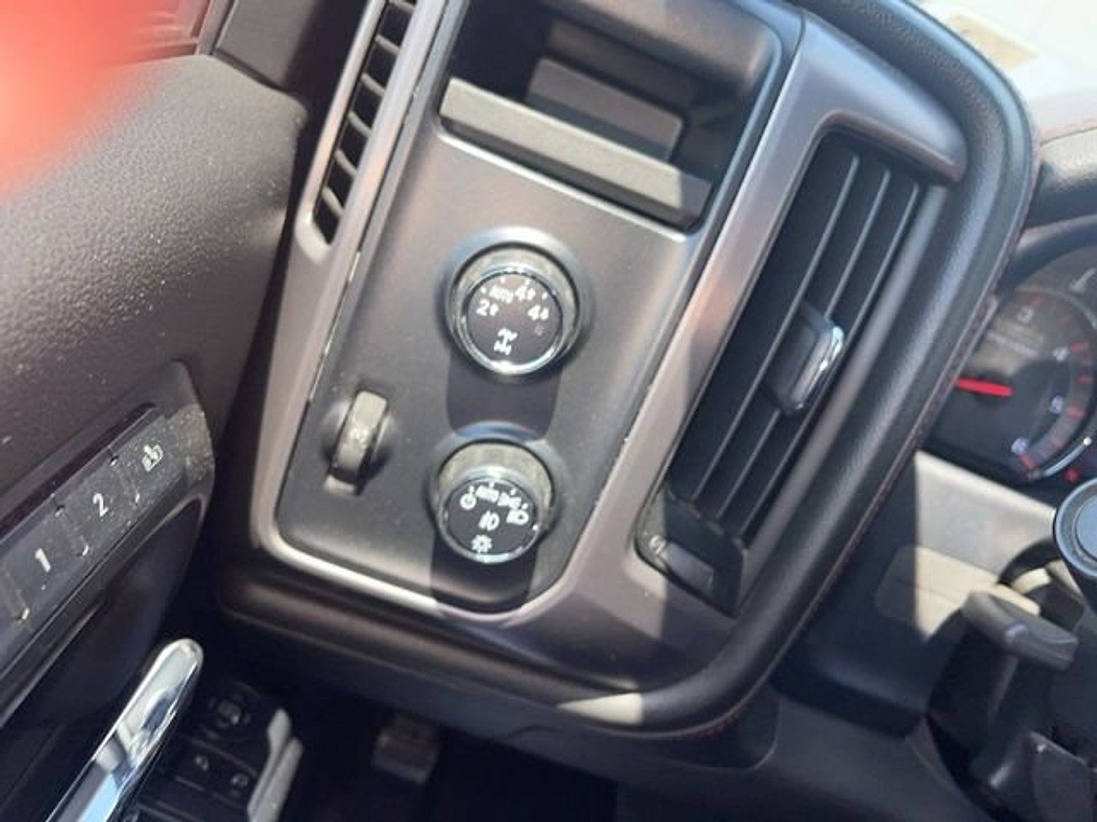 Used 2015 GMC Sierra 1500 SLT AWD/4WD image 26