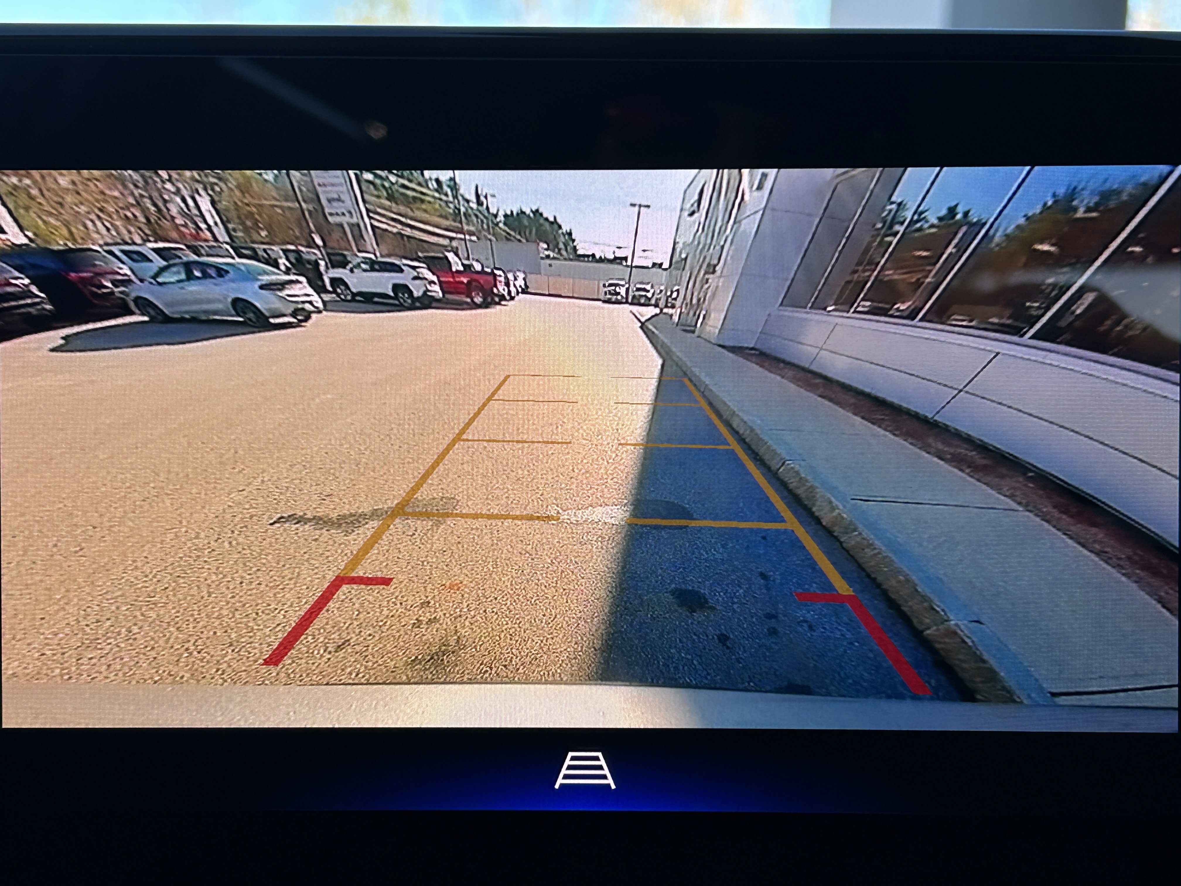 Used 2024 Chevrolet Trax ACTIV w/ Sunroof Package image 28