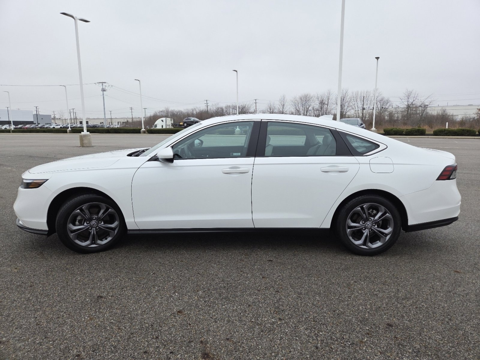 Used 2023 Honda Accord EX image 15