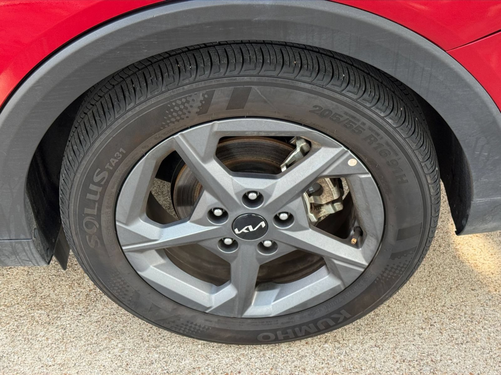 Used 2025 Kia K4 FWD image 32