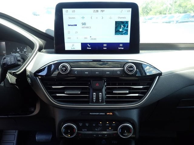 Used 2022 Ford Escape SE w/ SE Sport Appearance Package AWD/4WD image 29